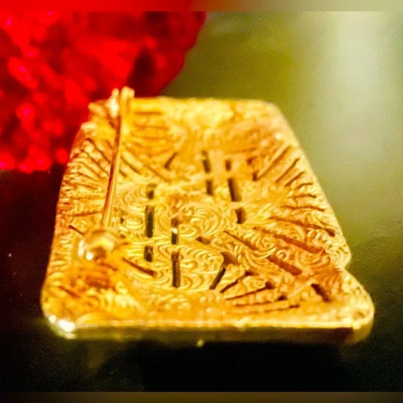 1928 Brand Art Deco Inspired Gold Rectangular Brooch - Picture 5 of 6